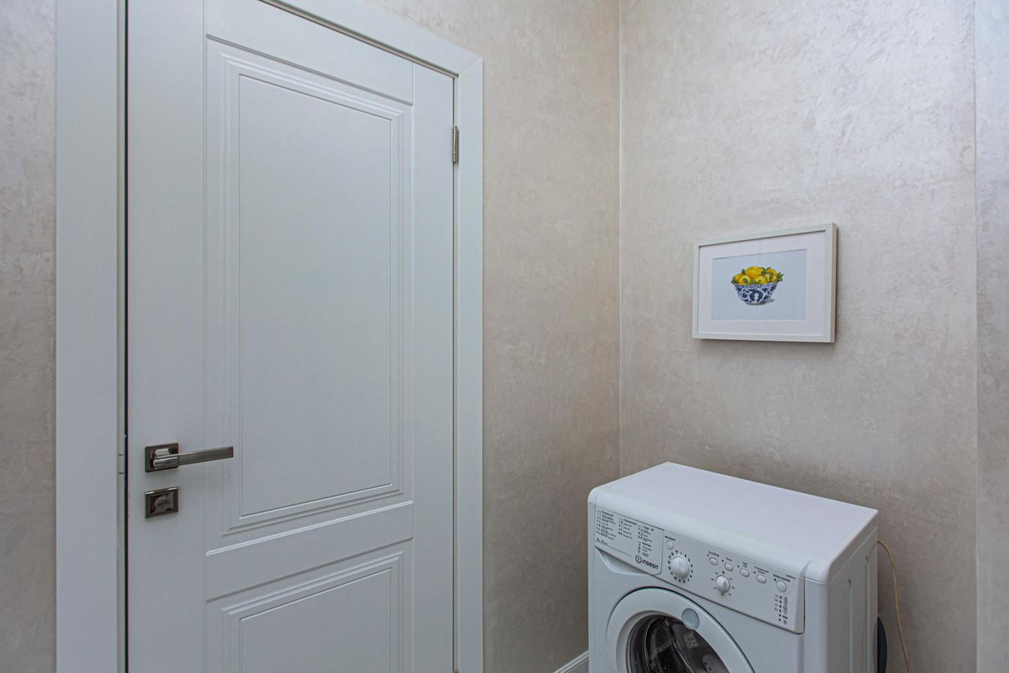 אלמטי 2 Room Apartment In The Center מראה חיצוני תמונה